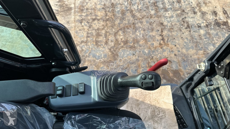 Escavatore Hitachi ZX95USB-7