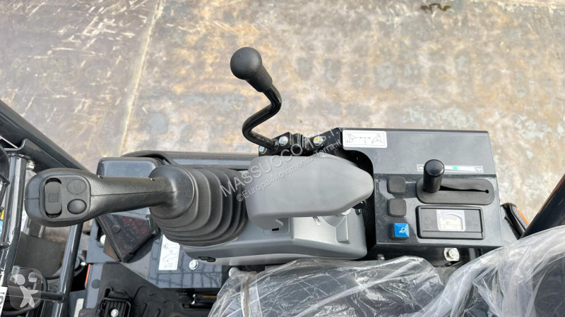 Rýpadlo Hitachi ZX19U-2P