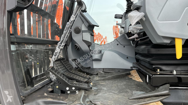 Rýpadlo Hitachi KMC380S-7