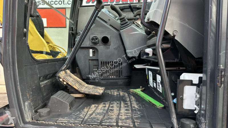 Rýpadlo Yanmar VIO82