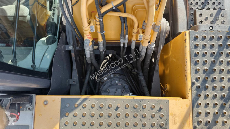 Rýpadlo Hitachi X250LCN-5B