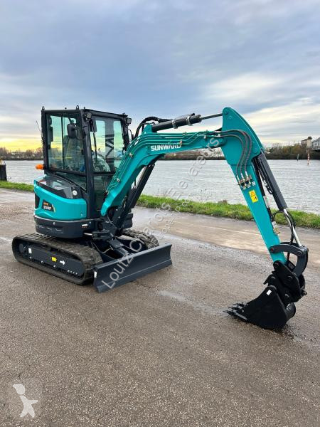 Excavadora Sunward