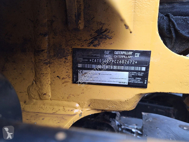 Экскаватор Caterpillar .7
