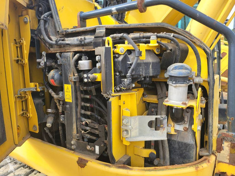 جرافة Komatsu PC138US-11