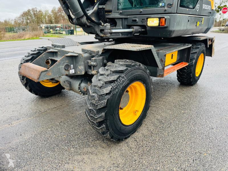 Rýpadlo Volvo  EW60E
