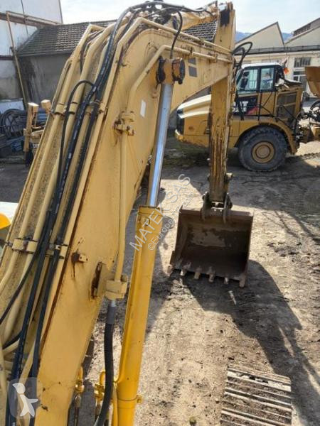 Экскаватор Komatsu