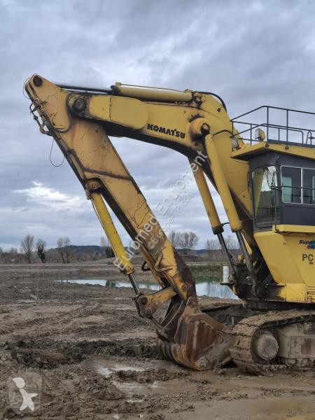 جرافة Komatsu 1400-1