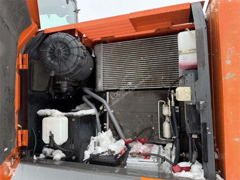 Экскаватор Hitachi 140 W