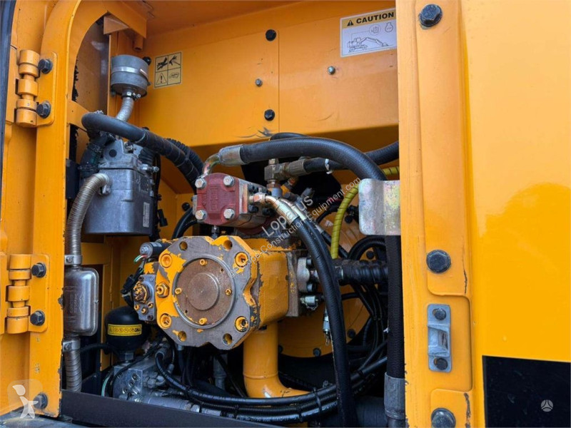 جرافة Hyundai Robex 140 W-7A ROTOTILT