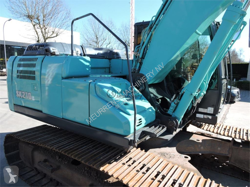 جرافة Kobelco SK210