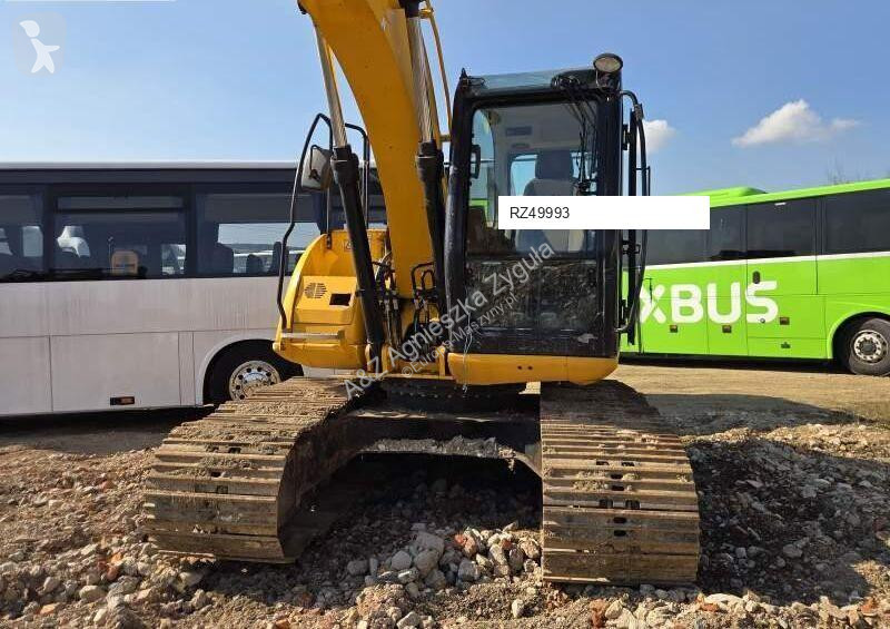 Rýpadlo JCB