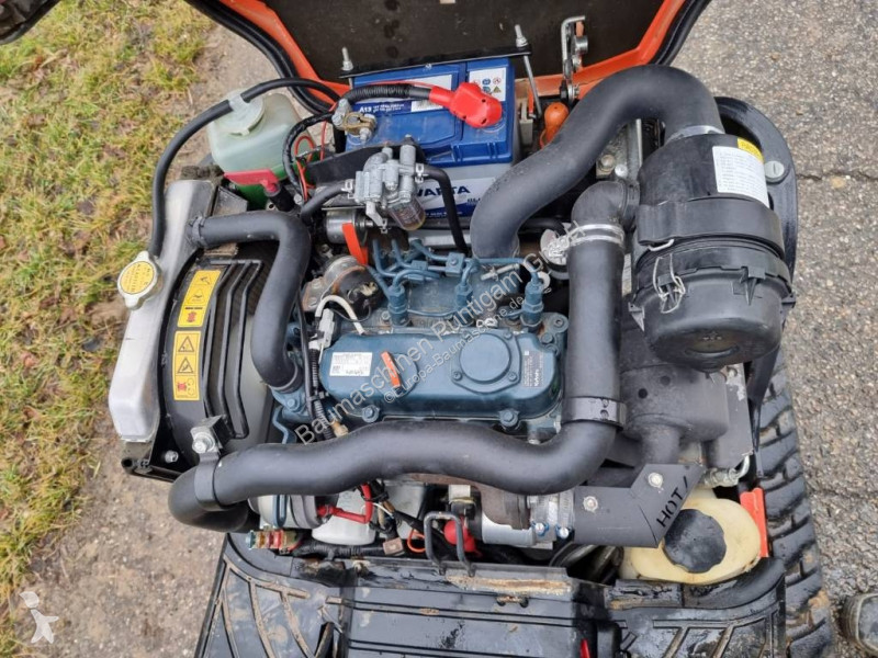 جرافة Kubota 103 VHG