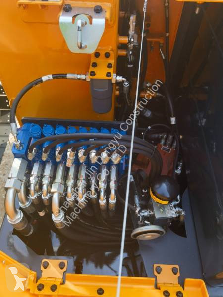 جرافة Hyundai HX60PRO