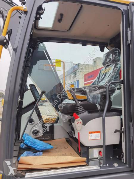 Rýpadlo Hyundai HX135G