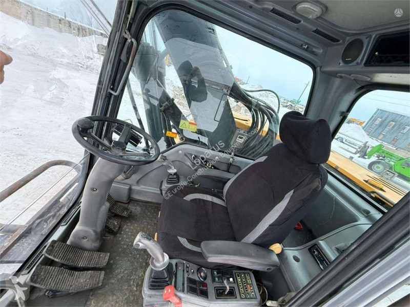 Экскаватор Volvo ROTOTILT + GRAPPLE