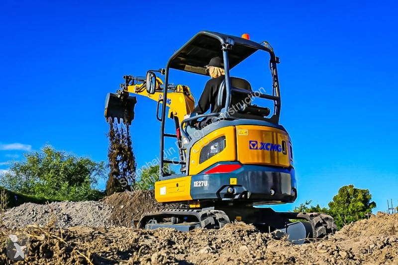 جرافة XCMG XE27U