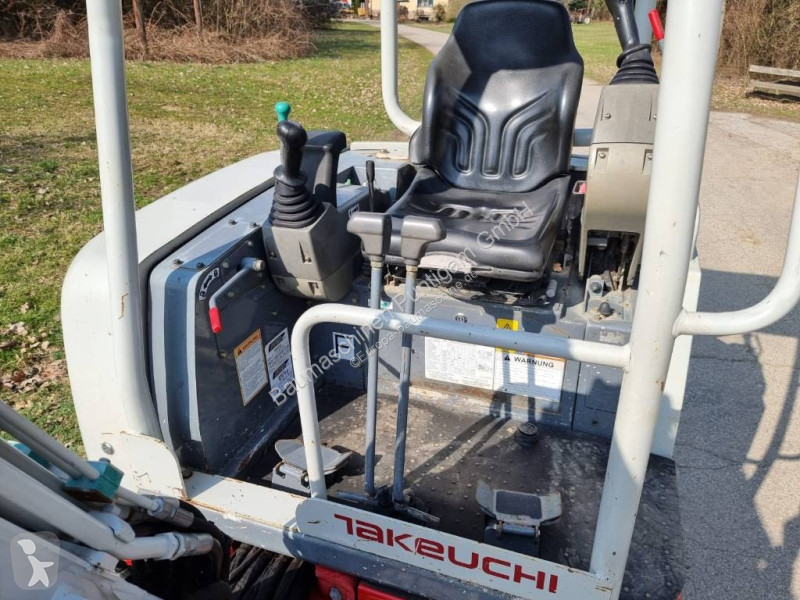 Rýpadlo Takeuchi