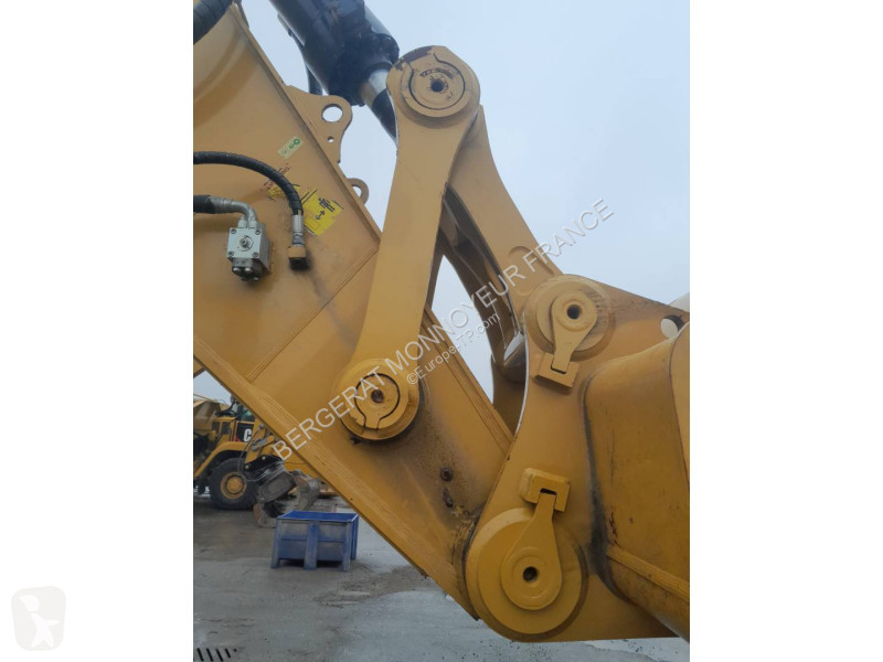 Rýpadlo Caterpillar 6015B