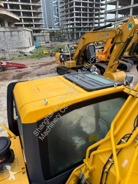 Lopatový nakládač Shantui SE220LC-8