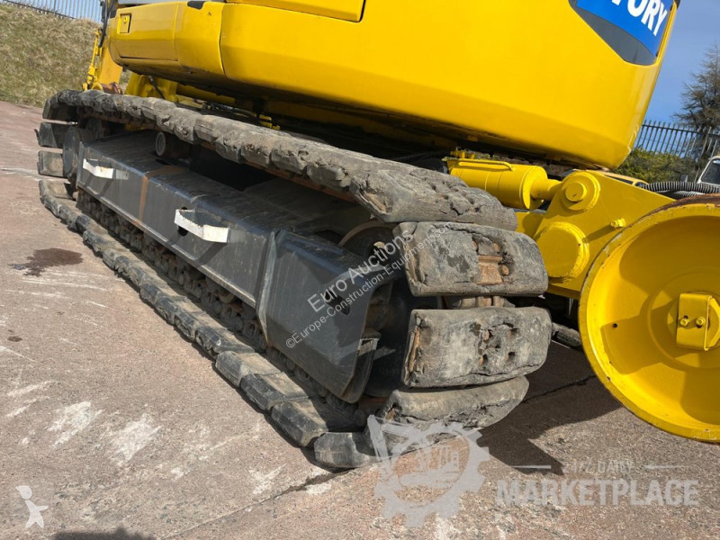 Екскаватор Komatsu 138US2