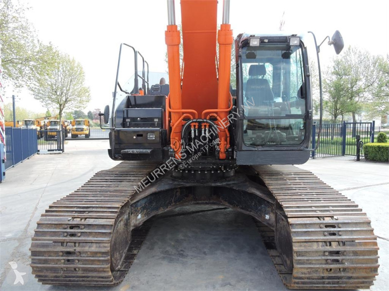 جرافة Hitachi 0