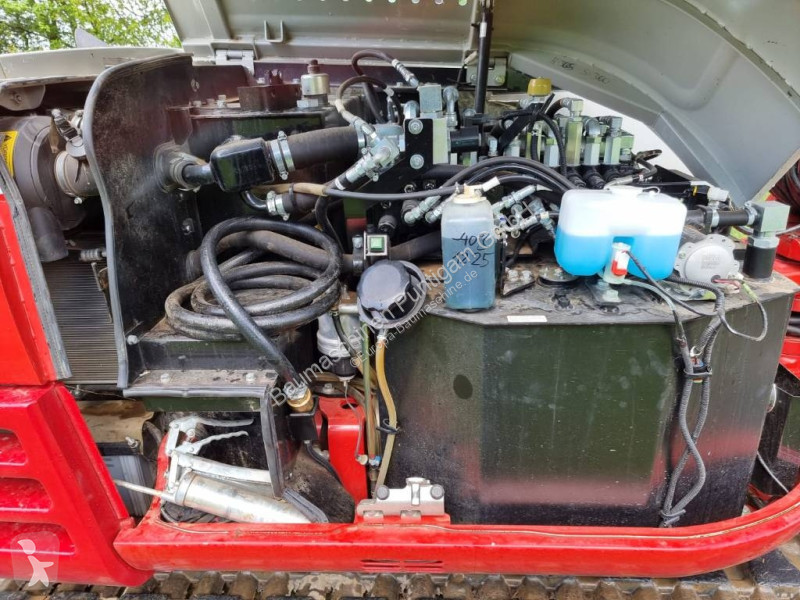 Lopatový nakládač Takeuchi 2902