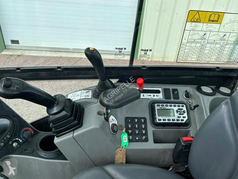 Rýpadlo Bobcat  E27Z