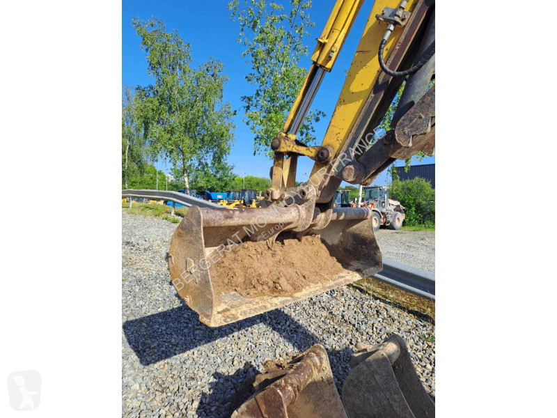 جرافة Yanmar VIO50