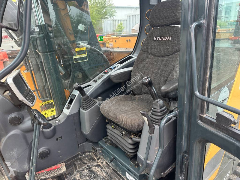 جرافة Hyundai HX 130 ALCR Kettenbagger 76.000...