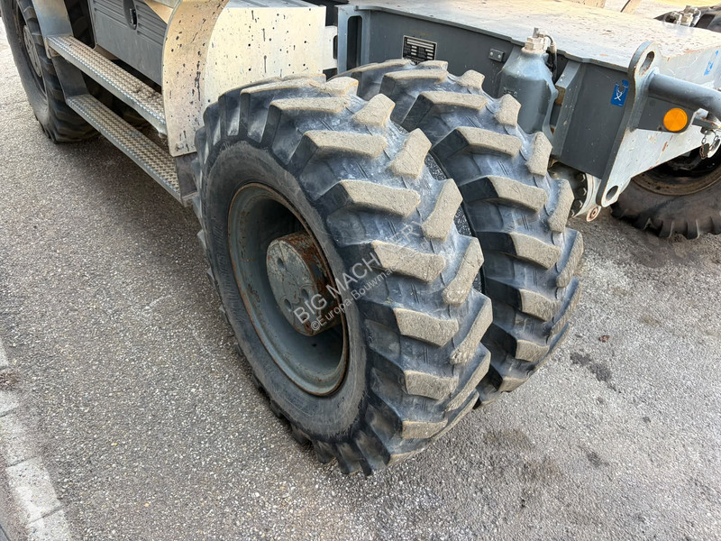 جرافة Liebherr A920
