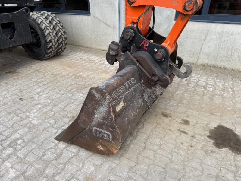 Rýpadlo Hitachi 140 W-6 - 140W - 140