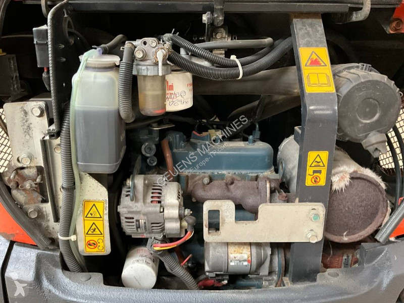 جرافة Kubota 0164
