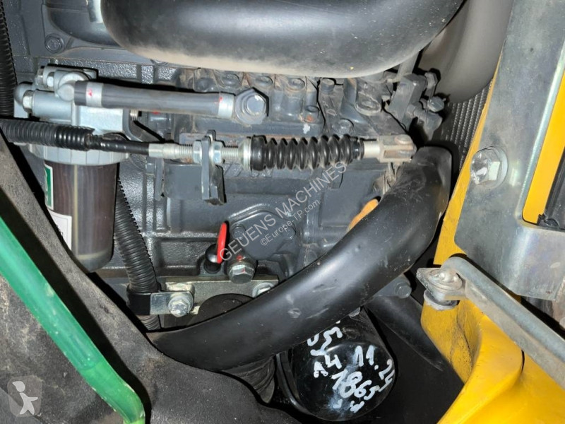جرافة Komatsu R3