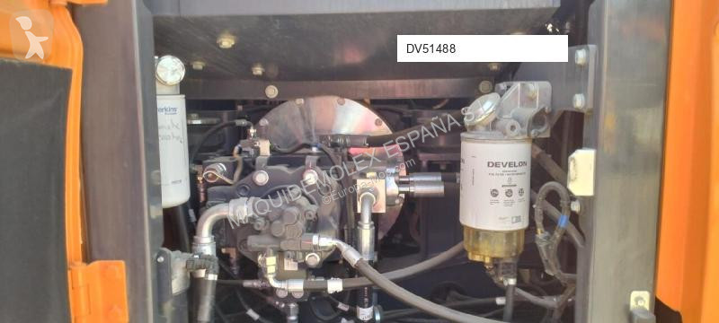جرافة Doosan 5