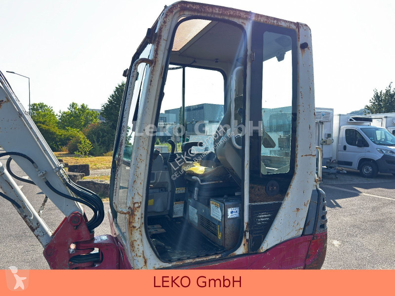 Lopatový nakládač Takeuchi Mit Zwei Löffeln