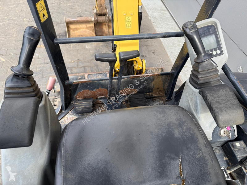 Skovl Yanmar Vio25-6