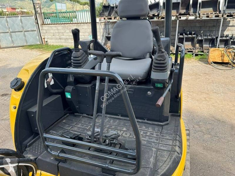Экскаватор Komatsu
