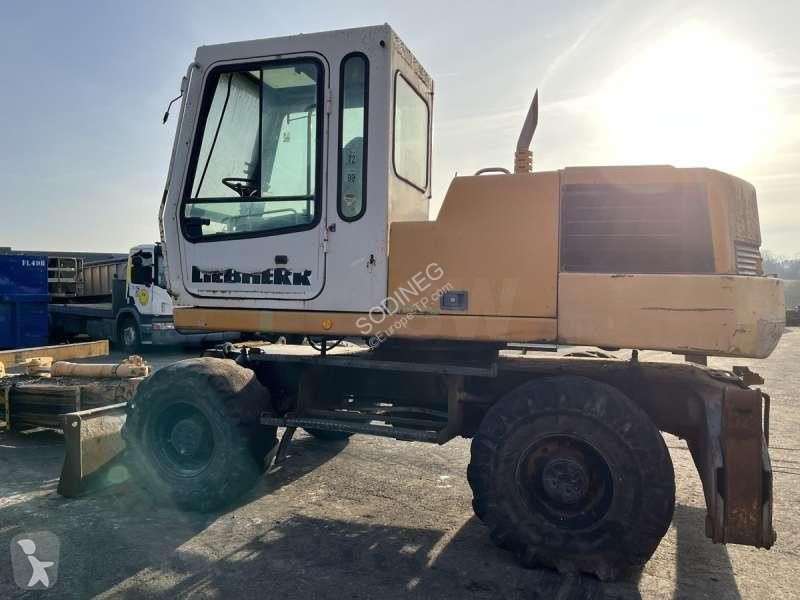 جرافة Liebherr - POUR PIECES