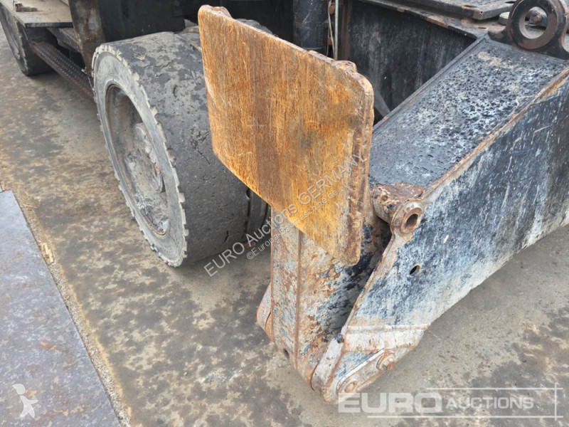 Graafmachine Caterpillar MH3024