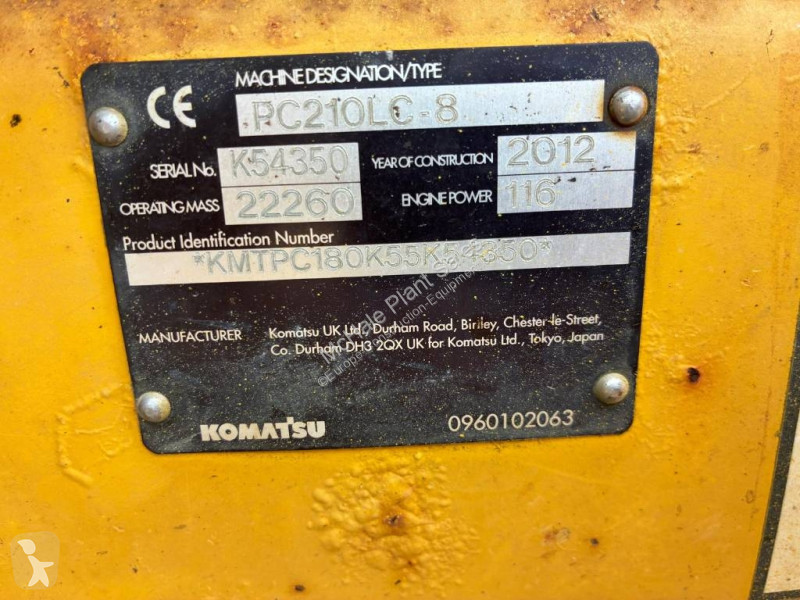جرافة Komatsu LC8