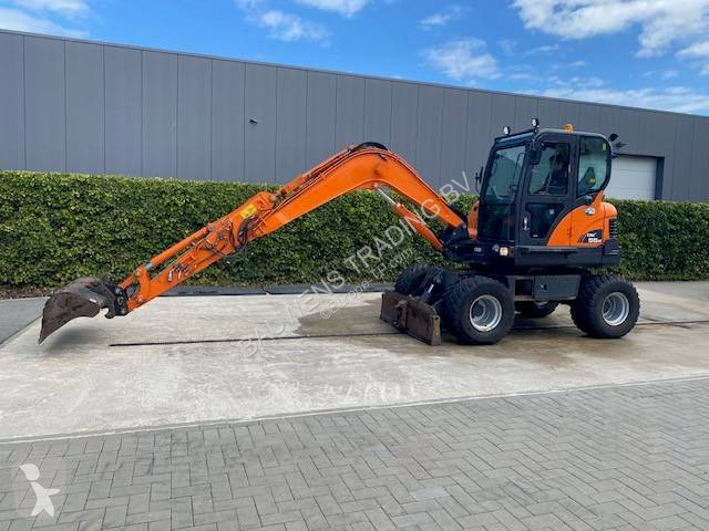 Экскаватор Doosan