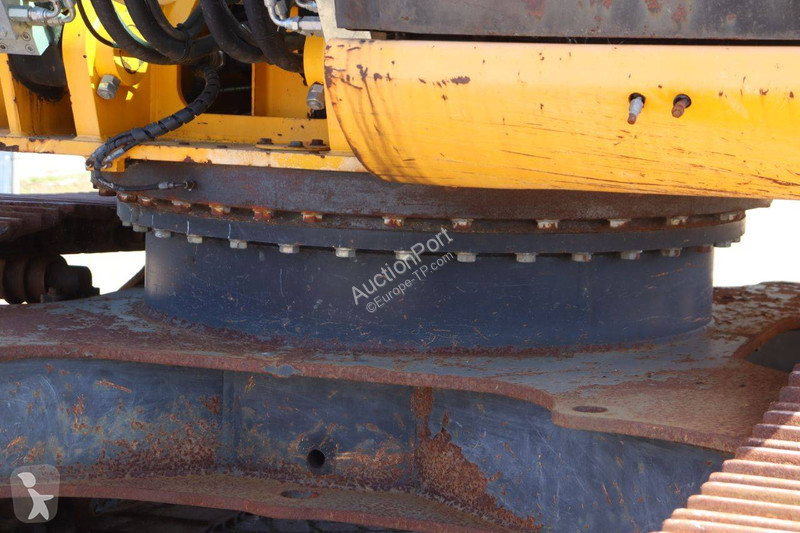 Rýpadlo JCB T4i