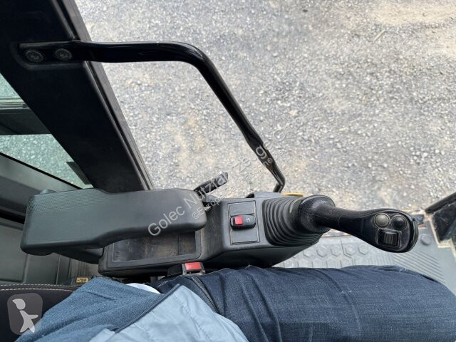 جرافة Caterpillar 323 Kettenbagger 22,8 Ton...