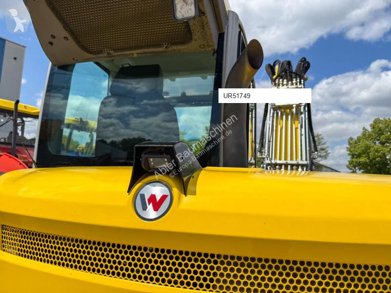 جرافة Wacker Neuson