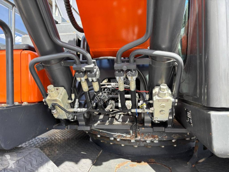 Rýpadlo Doosan W5