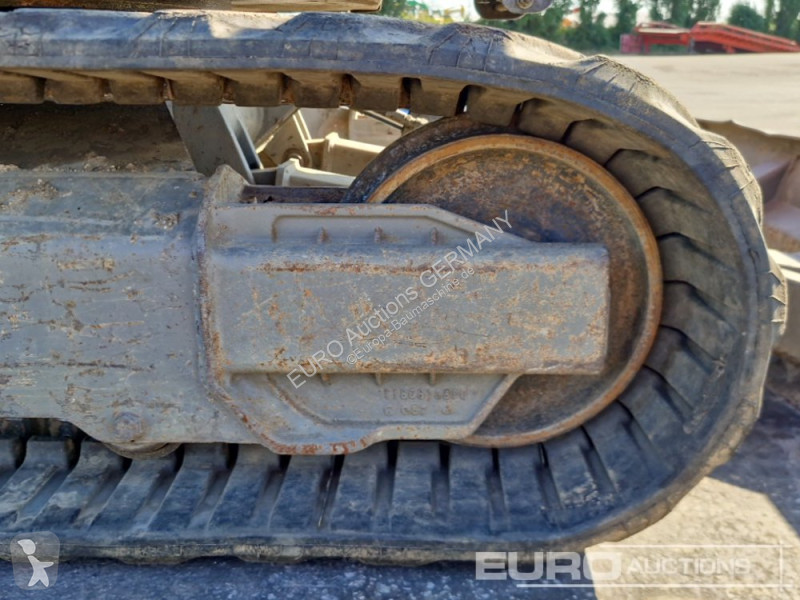جرافة Volvo ECR25D