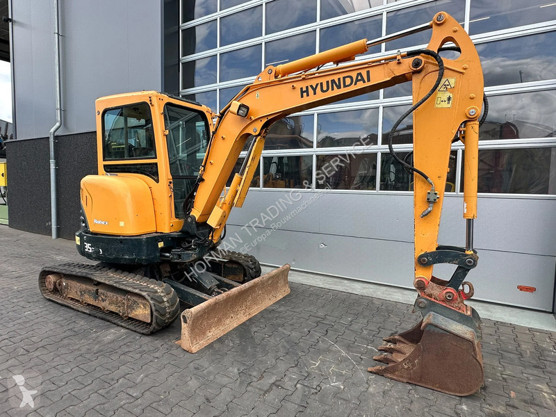 جرافة Hyundai Robex 35Z-9