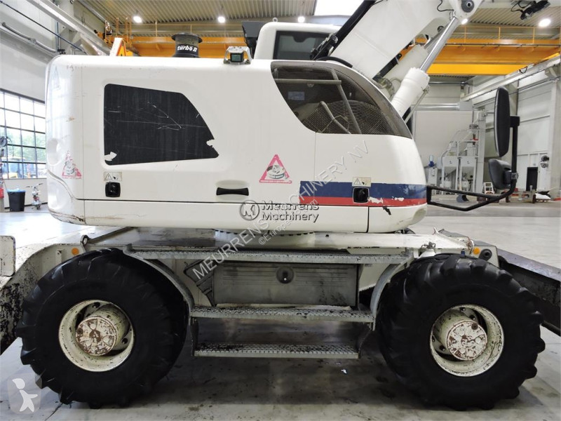 جرافة Liebherr A918