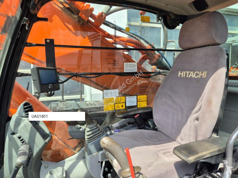 جرافة Hitachi ZX490LCH-6