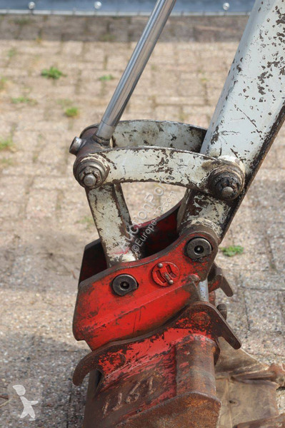 Rýpadlo Takeuchi TB219